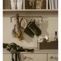 Ferm LIVING DELANTAL HALE VERDE 7 Ferm LIVING DELANTAL HALE VERDE -Cama & Baño comercio FERM HALEAPRON GREENBLACK 2