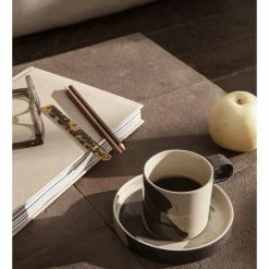 Ferm LIVING TAZA INLAY -Cama & Baño comercio FERM INLAYCUPWITHSAUCER SANDBLACK 2