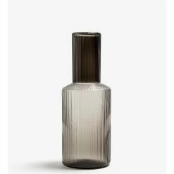 Ferm LIVING TAPA BOTELLA RIPPLE -Cama & Baño comercio FERM RIPPLE LID GREY 1