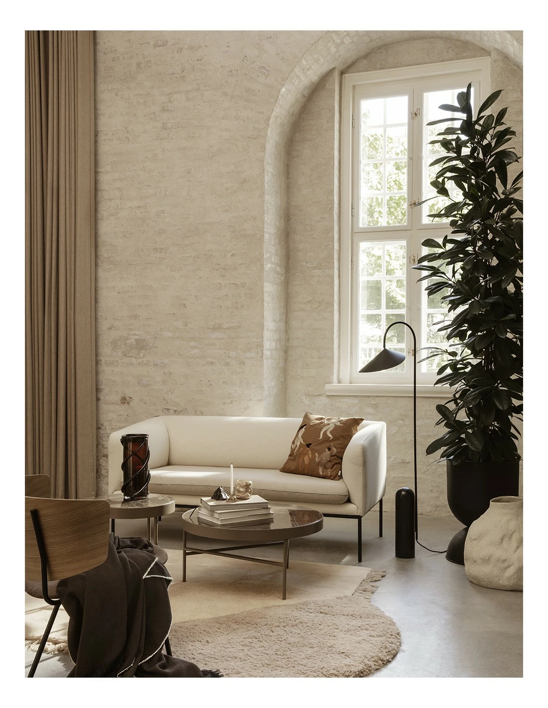 Ferm LIVING TURN SOFA 2-SEATER BLACK 4 Ferm LIVING TURN SOFA 2-SEATER BLACK - Imagen 2