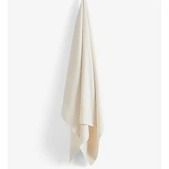 Hay TOALLA BAÑO MONO