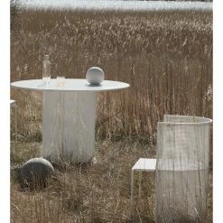 Kristina Dam MESA BAUHAUS -Cama & Baño comercio KRISTINADAM BAUHAUS DININGTABLE 2